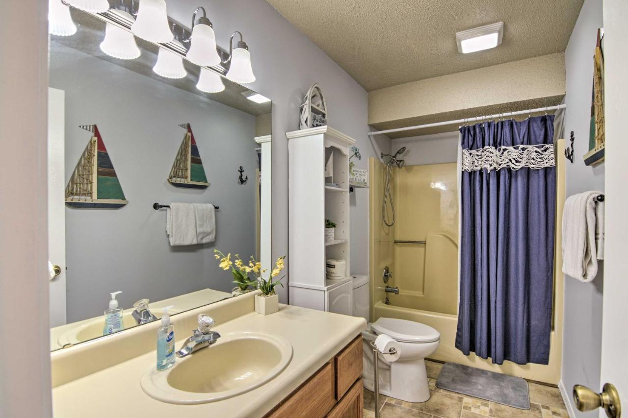 Reed Springs Condo With Furnished Deck And Pool Access Reeds Spring Εξωτερικό φωτογραφία