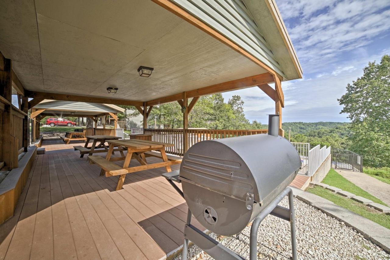 Reed Springs Condo With Furnished Deck And Pool Access Reeds Spring Εξωτερικό φωτογραφία